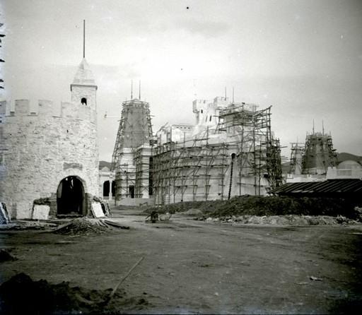 Padiglioni in costruzione