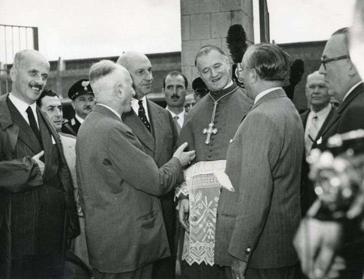 Giovanni Ansaldo, il cardinale Marcello Mimmi e il deputato Pietro Campilli