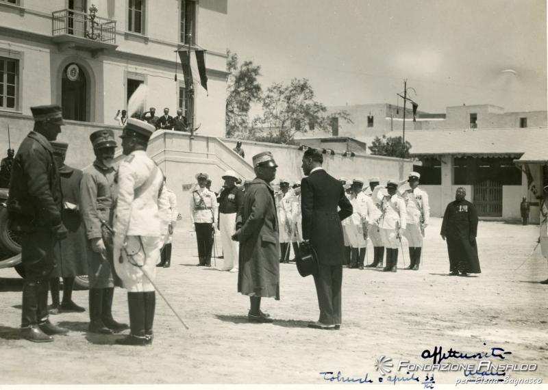 Vittorio Emanuele III in visita a Tobruk