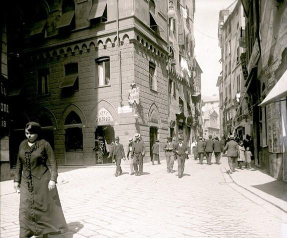 Via di Portoria angolo via Ettore Vernazza (taglio)
