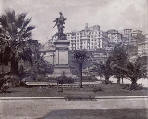 Piazza Principe - Monumento a Galliera (taglio)