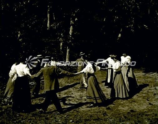Campopiano - gruppo di villeggianti