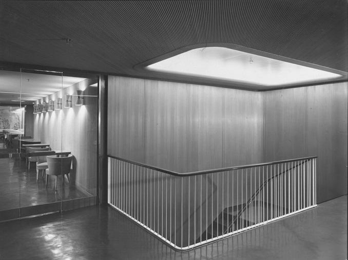 Enotria - ingresso alla sala da pranzo di prima classe