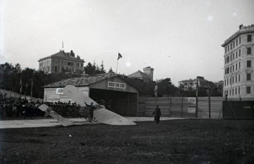 Genova - aeroplano &quot;Bleriot&quot; - la caduta di Ciro Cirri